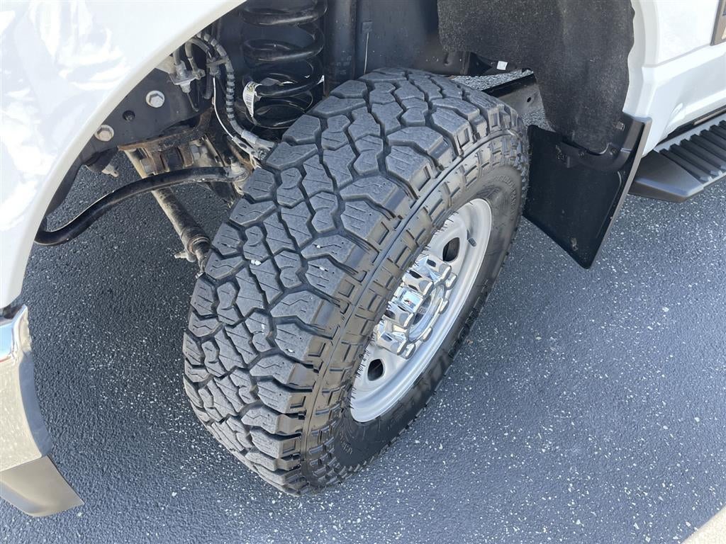 2024 Ford F-350 Super Duty XL - Photo 11