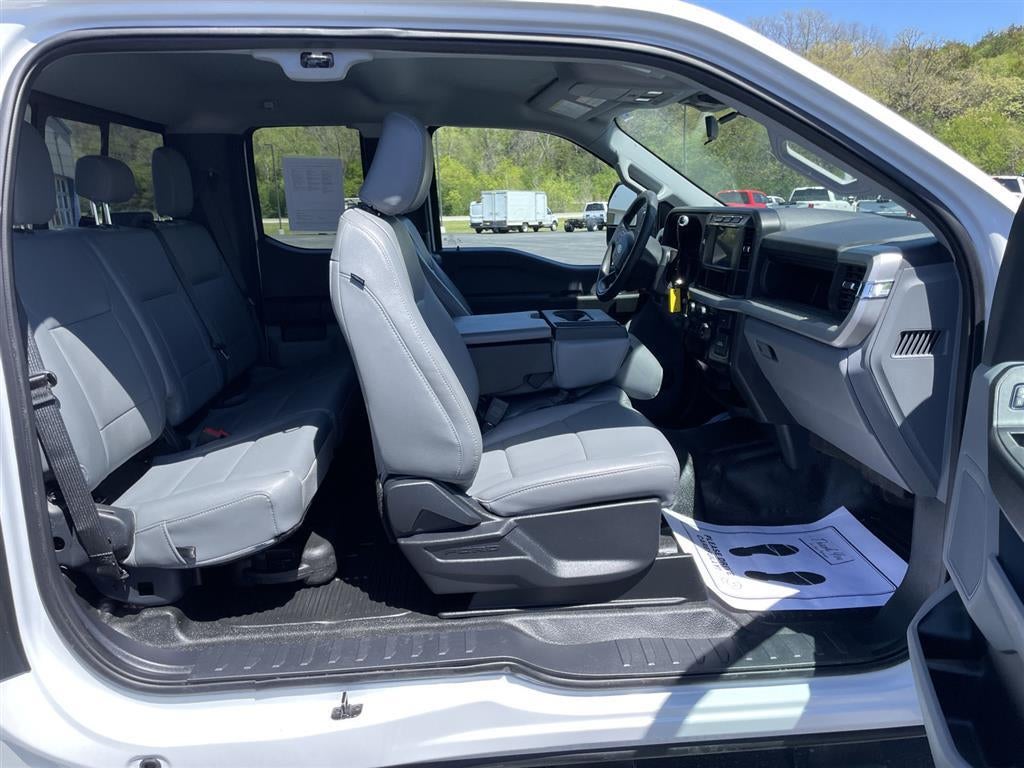 2024 Ford F-350 Super Duty XL - Photo 13