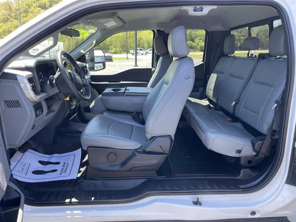 2024 Ford F-350 Super Duty XL - Photo 17