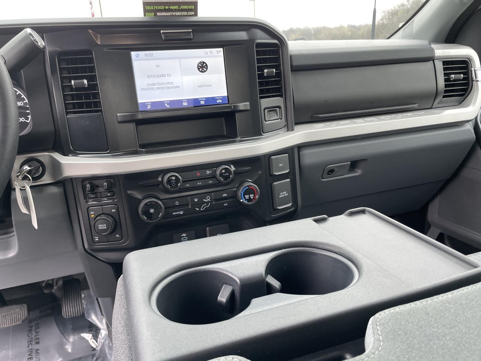 2026 Ford Super Duty F-350 SRW XLT