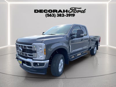 2026 Ford Super Duty F-350 Srw XLT