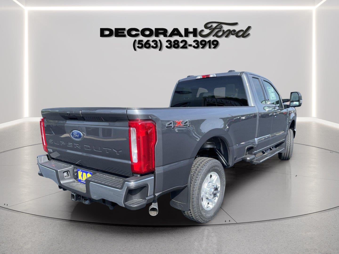 2026 Ford Super Duty F-350 Srw XLT