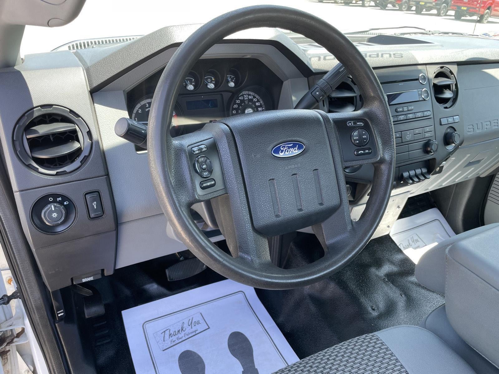 2016 Ford Super Duty F-350 SRW XL