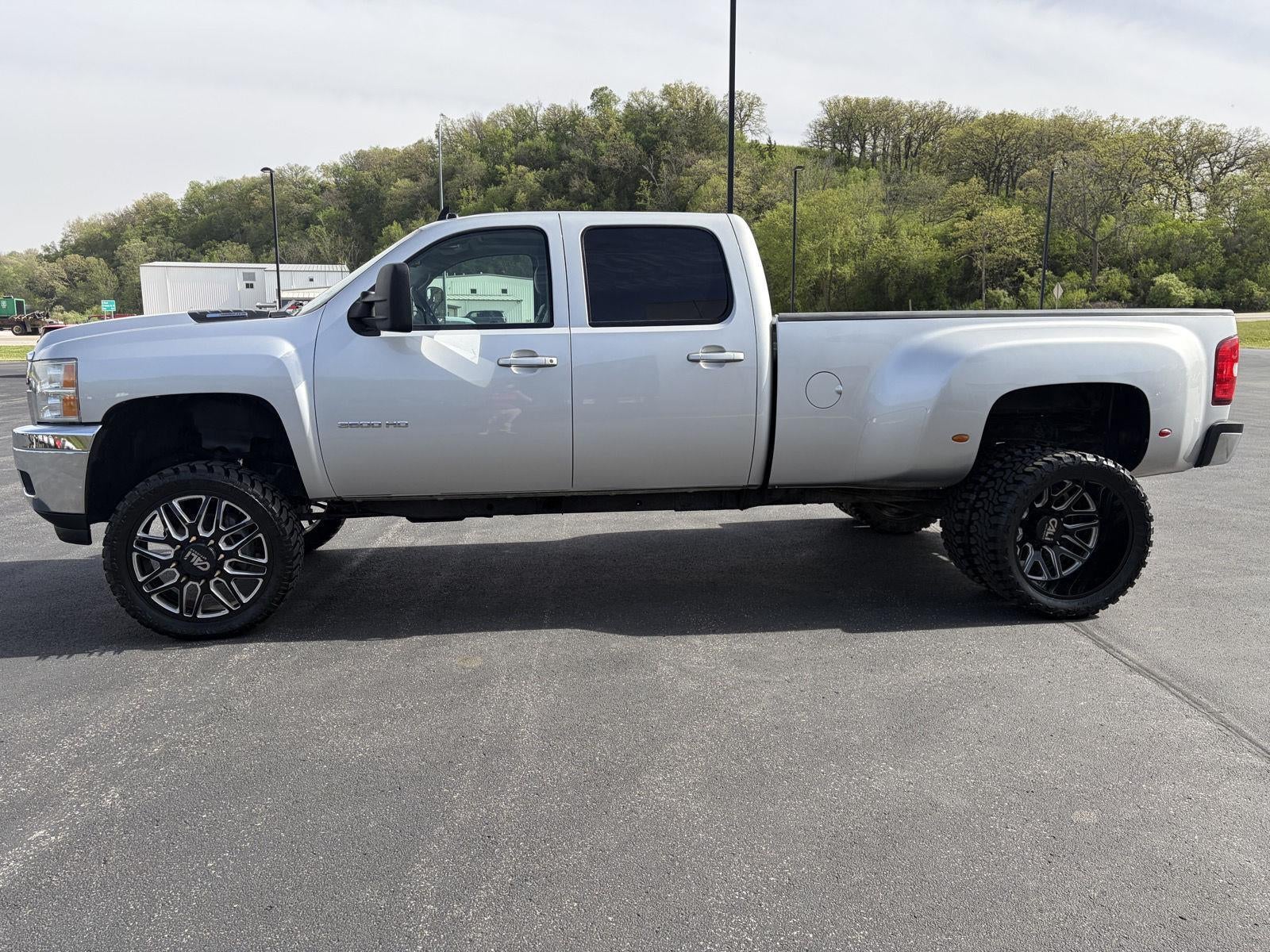 2011 Chevrolet Silverado 3500HD DRW LTZ