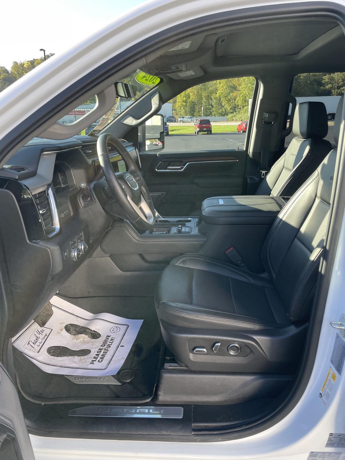 2024 GMC Sierra 3500HD Denali