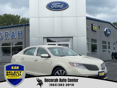 2015 Lincoln MKS Base