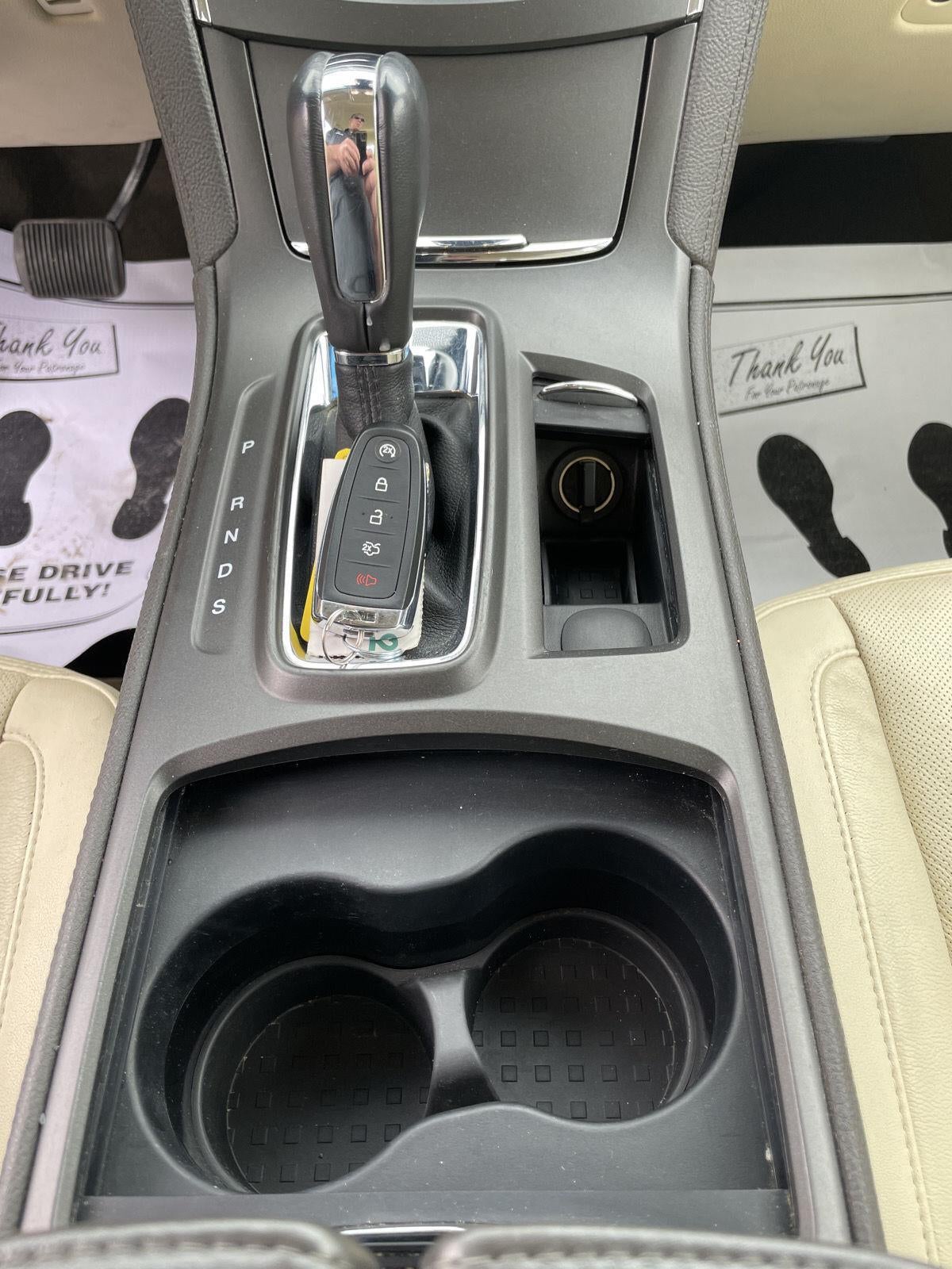 2015 Lincoln MKS Base