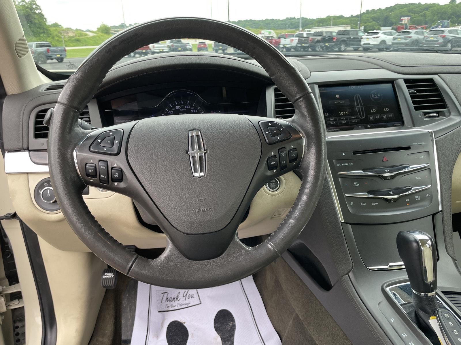 2015 Lincoln MKS Base