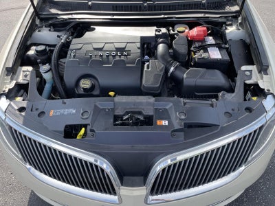 2016 Lincoln MKS Base