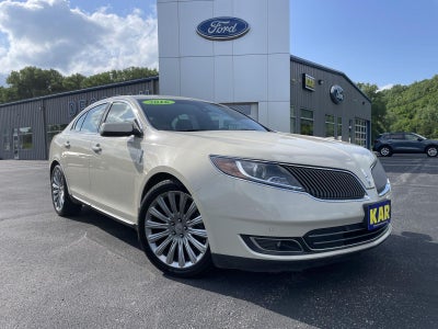 2016 Lincoln MKS Base