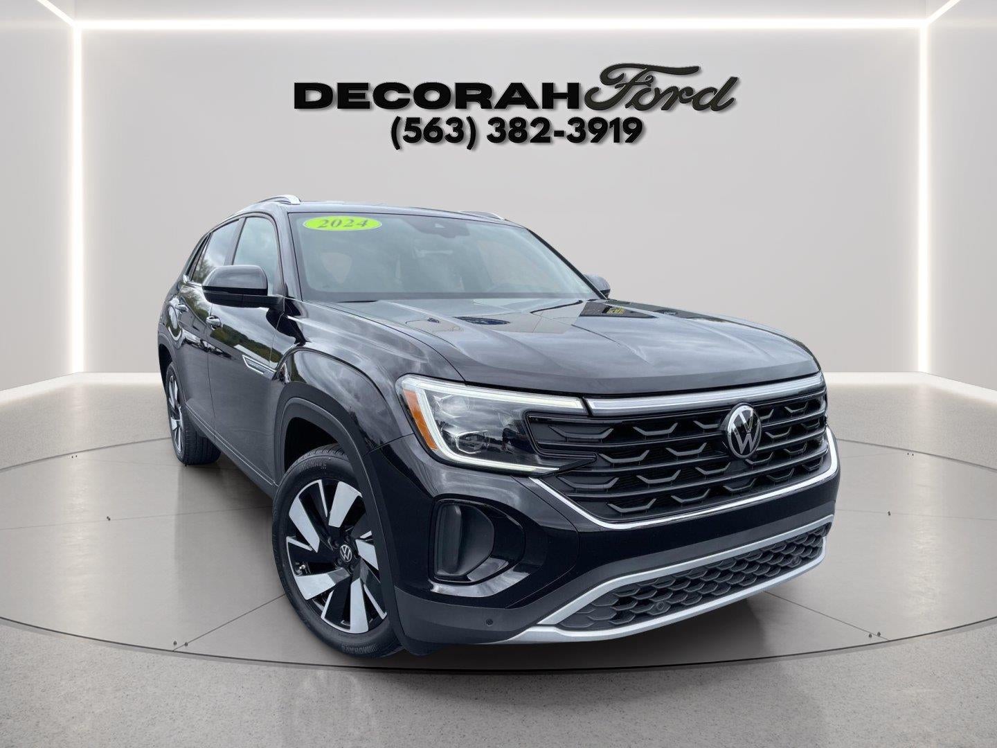 2024 Volkswagen Atlas Cross Sport 2.0T SE w/Technology