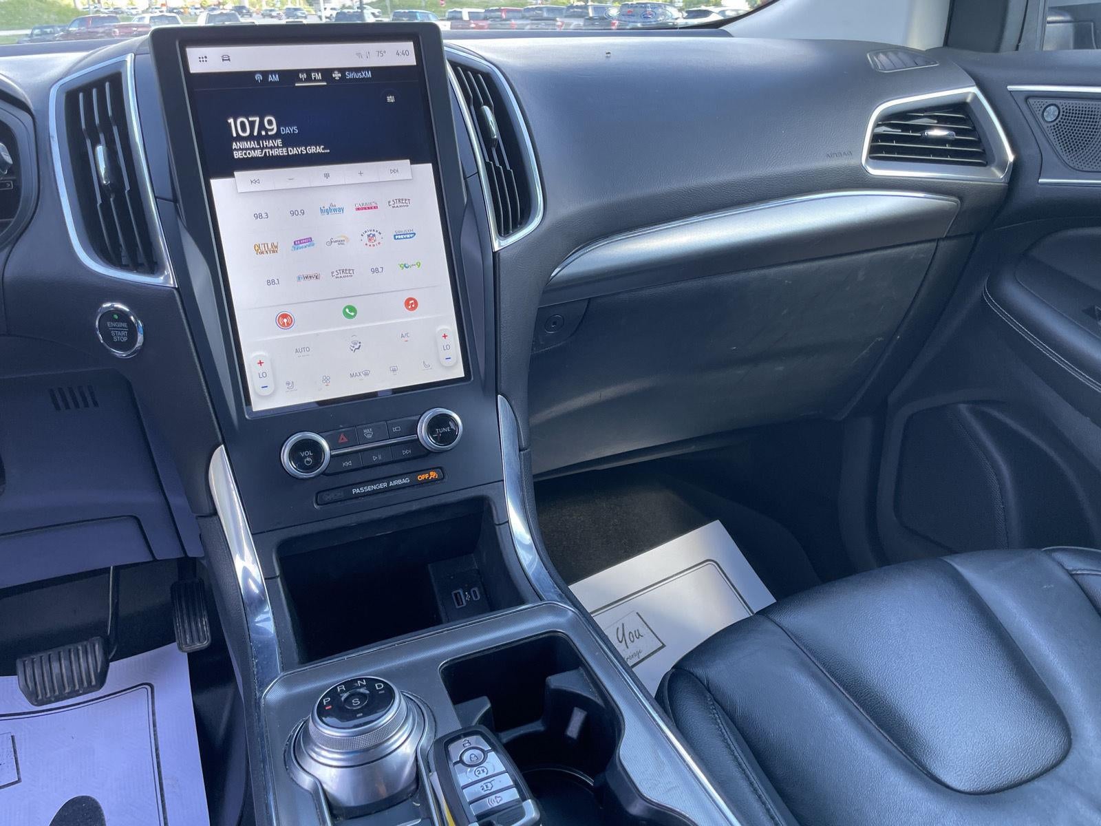 2022 Ford Edge Titanium