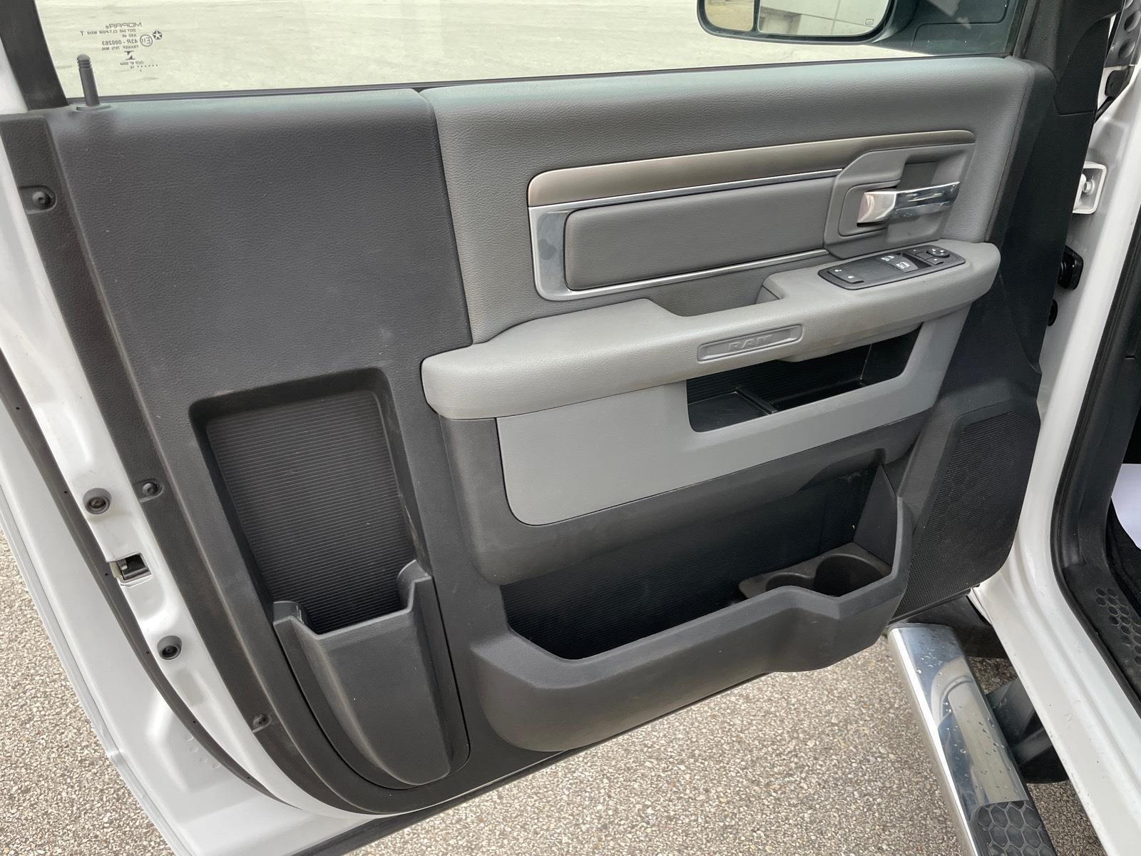 2016 RAM 3500 Service Body SLT