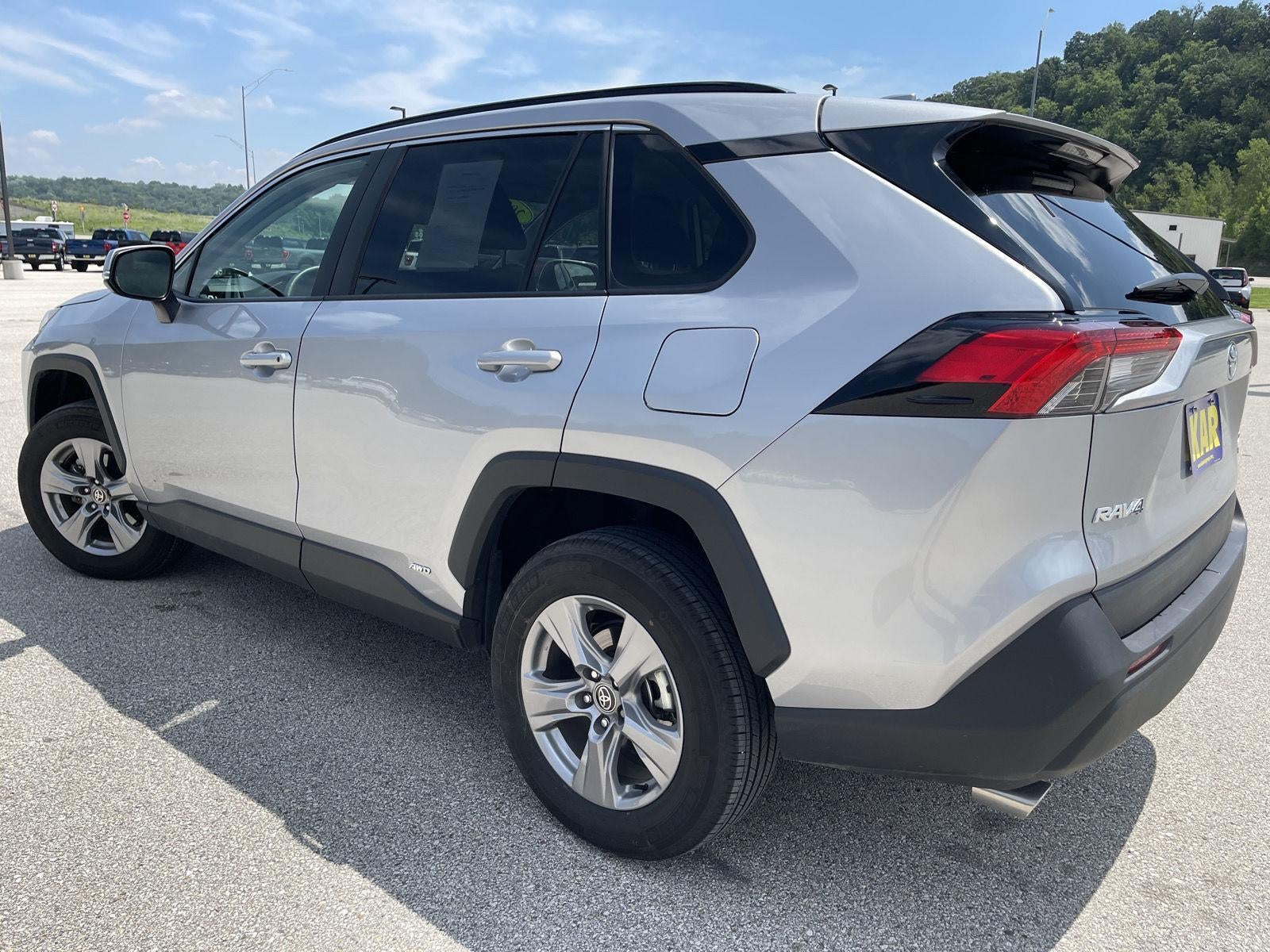 2025 Toyota RAV4 Hybrid XLE