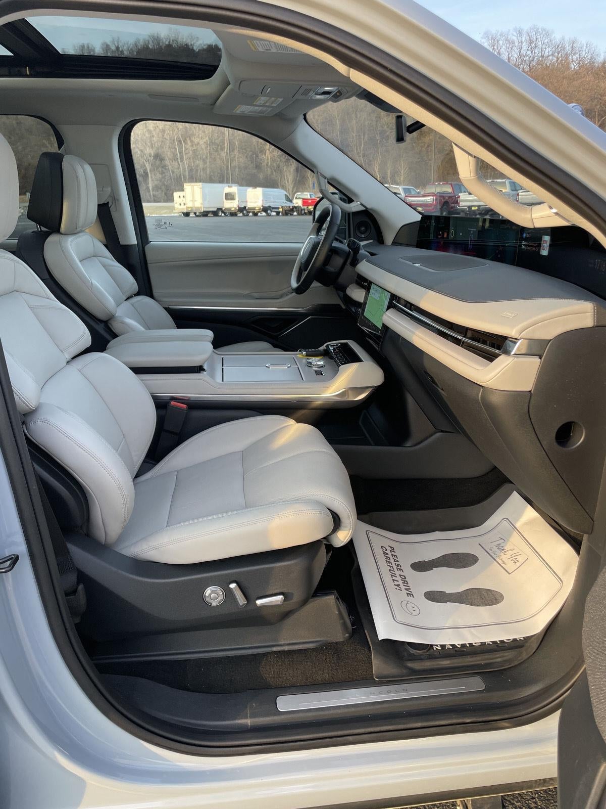 2025 Lincoln Navigator Reserve