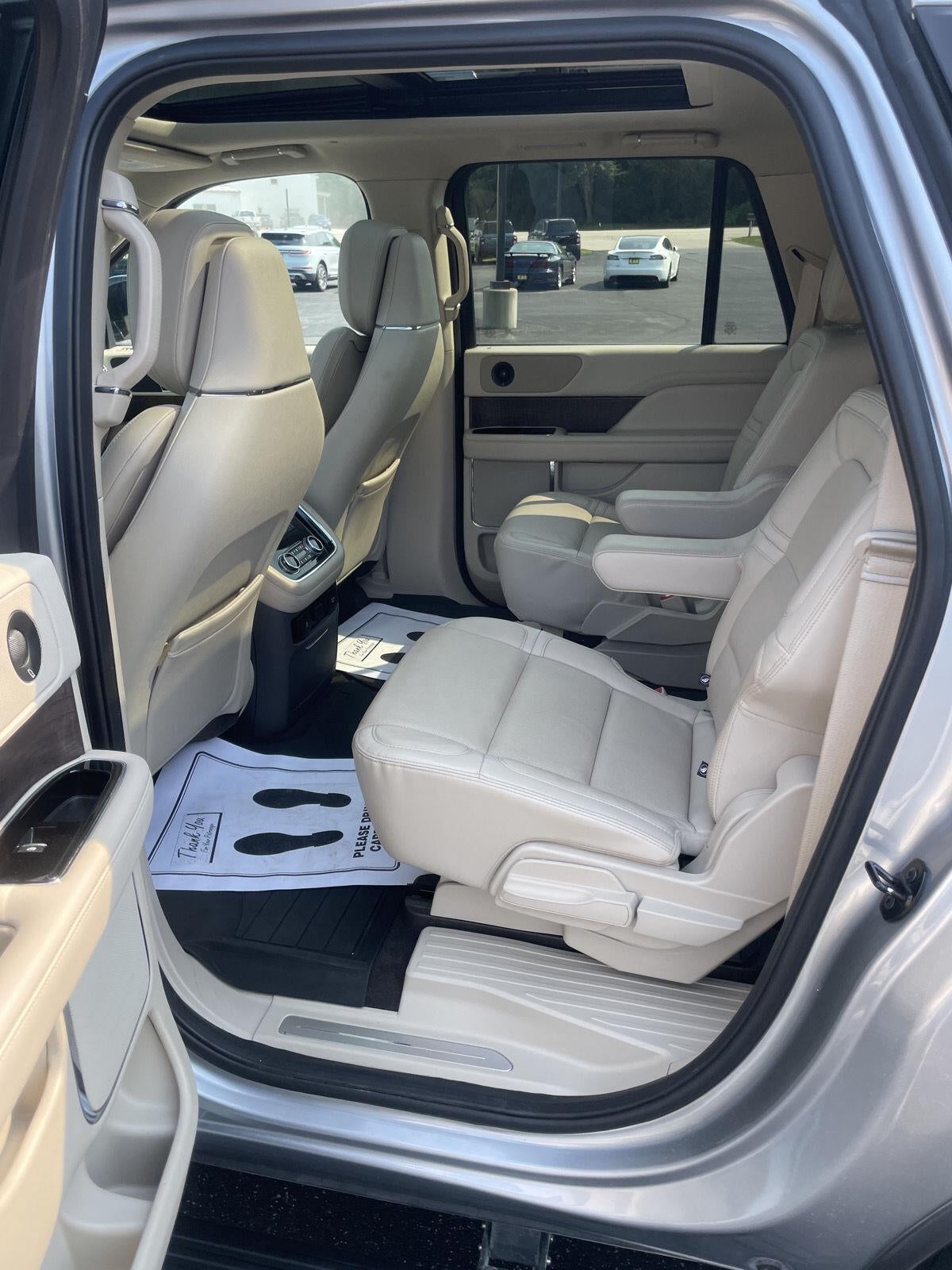 2021 Lincoln Navigator L Reserve